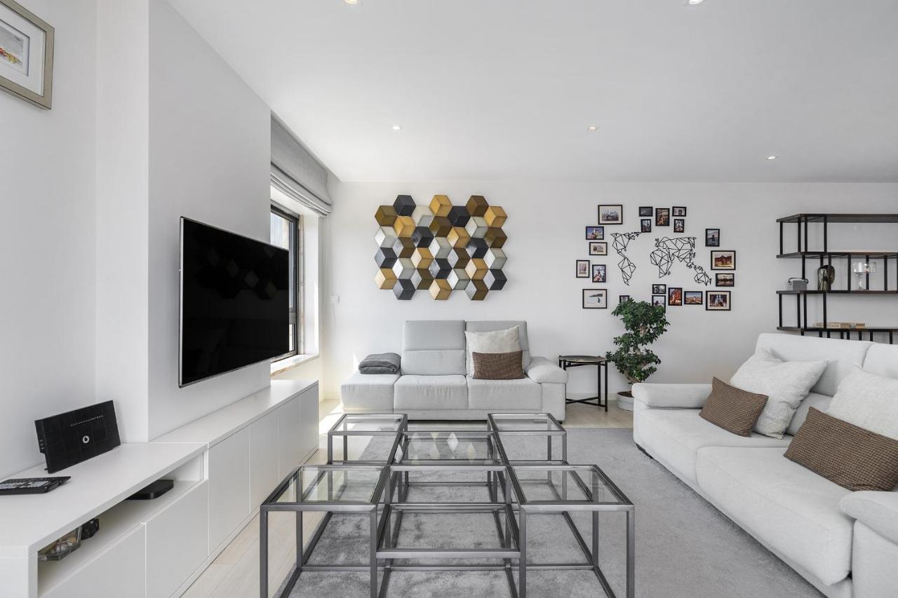 Whome Family Condo - Urban Retreat With Parking, Ac, Elevator In Great Location Lisboa Exteriör bild