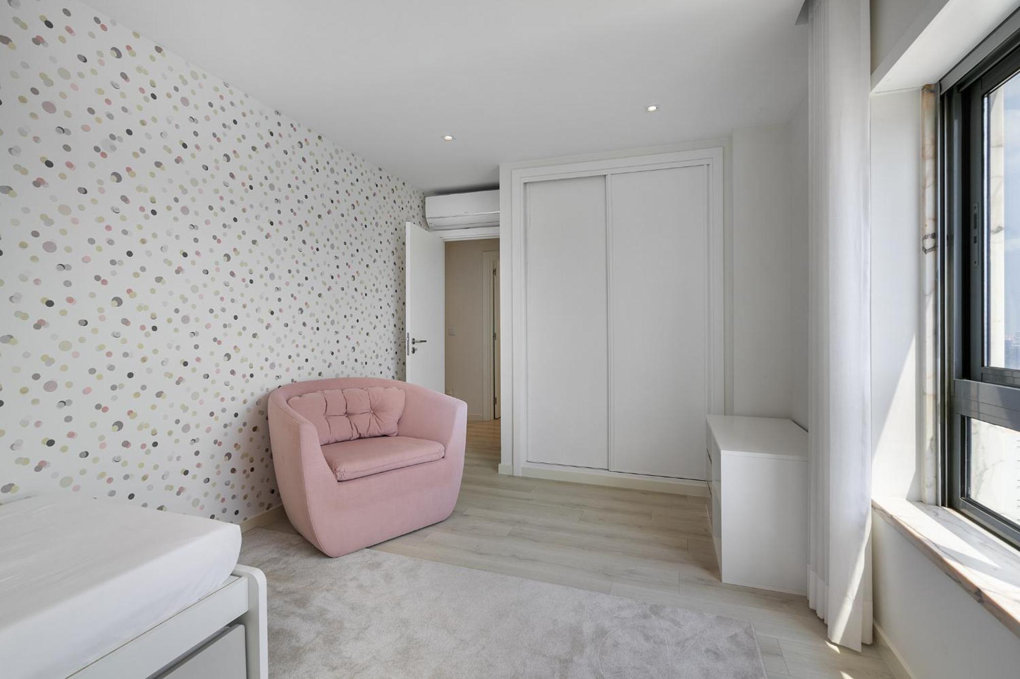 Whome Family Condo - Urban Retreat With Parking, Ac, Elevator In Great Location Lisboa Exteriör bild